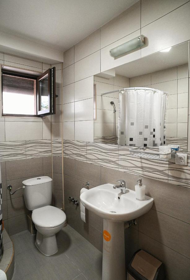 Prenociste I Restoran Ihthis Bajina Basta Exterior foto