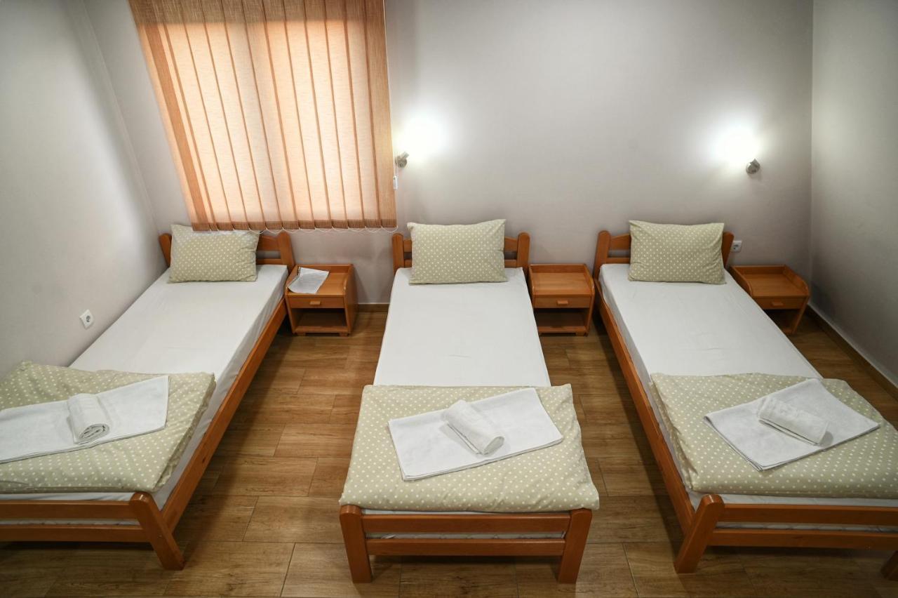 Prenociste I Restoran Ihthis Bajina Basta Exterior foto