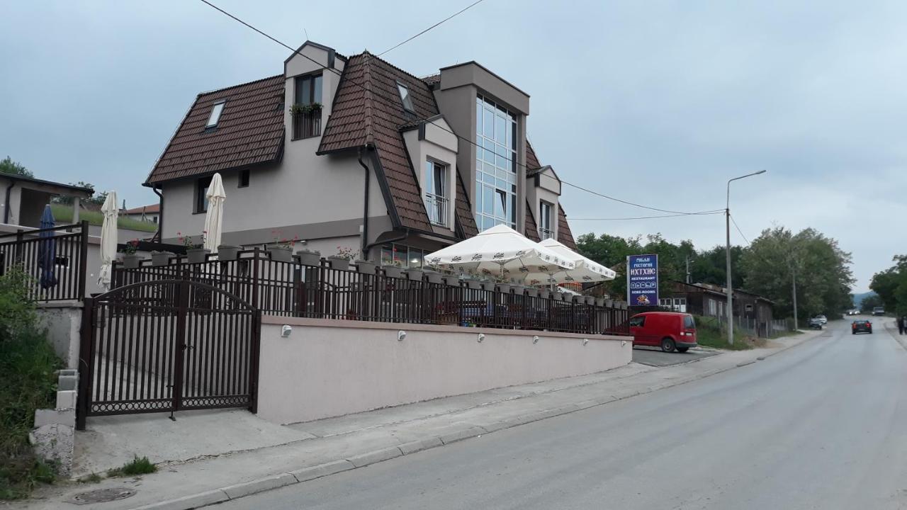 Prenociste I Restoran Ihthis Bajina Basta Exterior foto